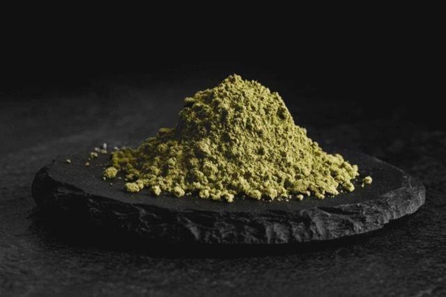 miska kratomu